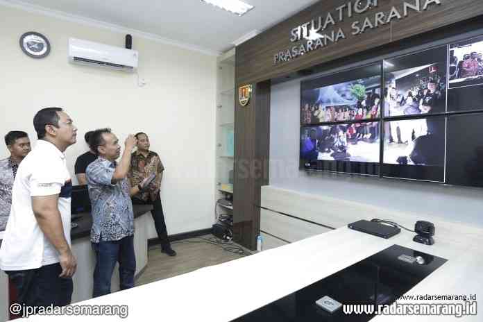 Hendi Penerangan Online_rsz CANGGIH: Wali Kota Semarang meluncurkan Smart Lighting Sipenjalu dan Salju di kantor UPTD PJU Wilayah 1 Jalan Taman Ade Irma Suryani (Taman Bringin). (IST)