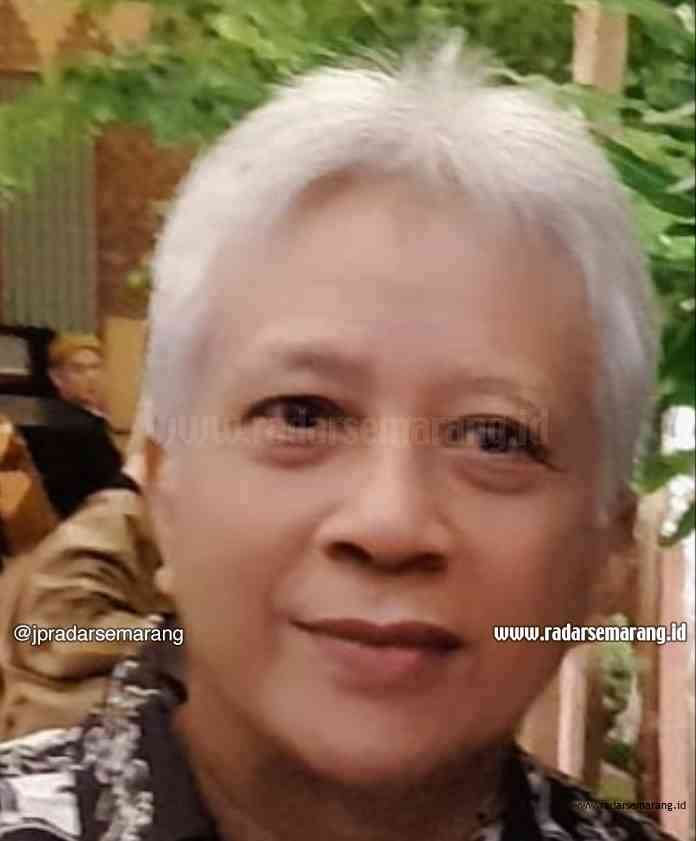 SIGIT POEDJIONO._rsz Oleh : Drs. Sigit Poedjiono, S.H., M. Si.