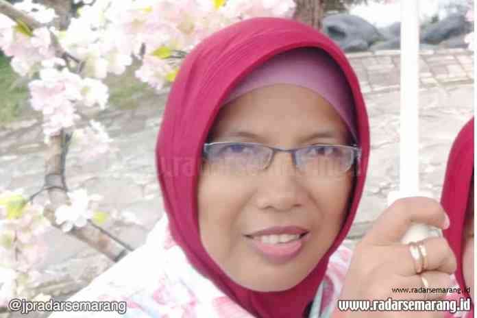 12-Dra Lydia Rini_rsz Oleh : Dra Lydia Rini