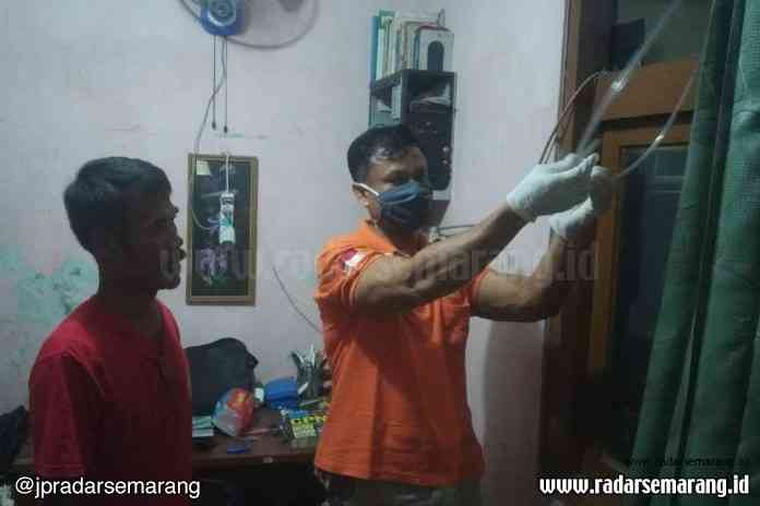 GANTUNG DIRI