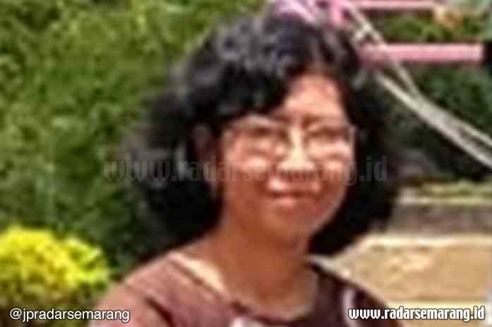 Enny Haryanti_rsz Oleh : Dra. Enny Haryanti