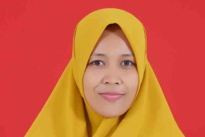 10-Manek Intan Permata Sari S.Pd_rsz Manek Intan Permata Sari S.Pd
