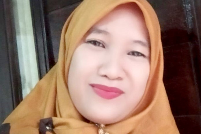 8-Siti Najihah S.Pd.I_rsz Siti Najihah S.Pd.I