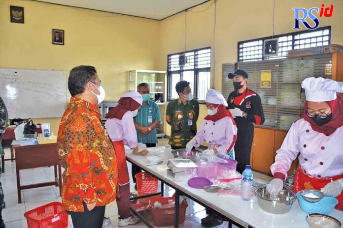 Bupati-Wbp-pantau-PTMT-(1)