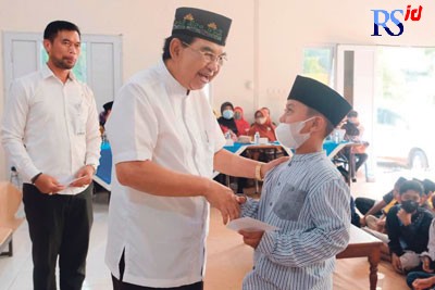 Pesantren-Kilat-Anak-Yatim-Ponpes-Tidar-Dudan-(2)